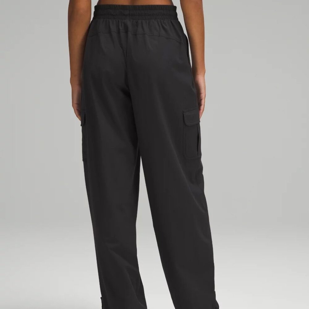 Lululemon Bungee-Cinch High-Rise Parachute Pant - Picture 3 of 9